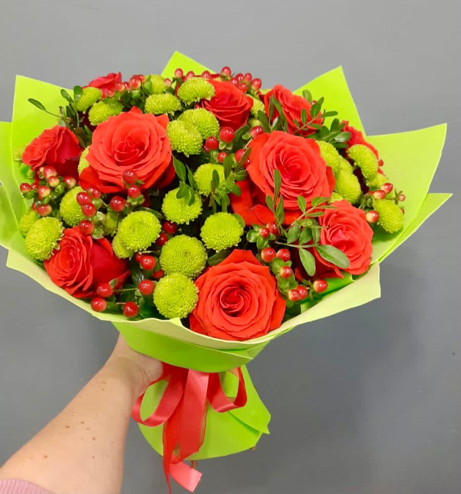 Букет цветов из: Хризантемы и Розы в Сабурово