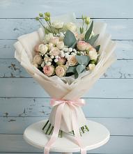 Букет цветов из:  Розы и Лизиантусы #REPLACE_PRED# Сабурово
