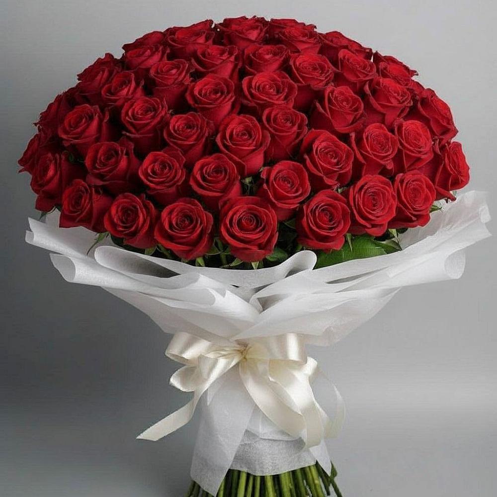 Букет 101 Красная роза Блэк Мэджик в Сабурово
