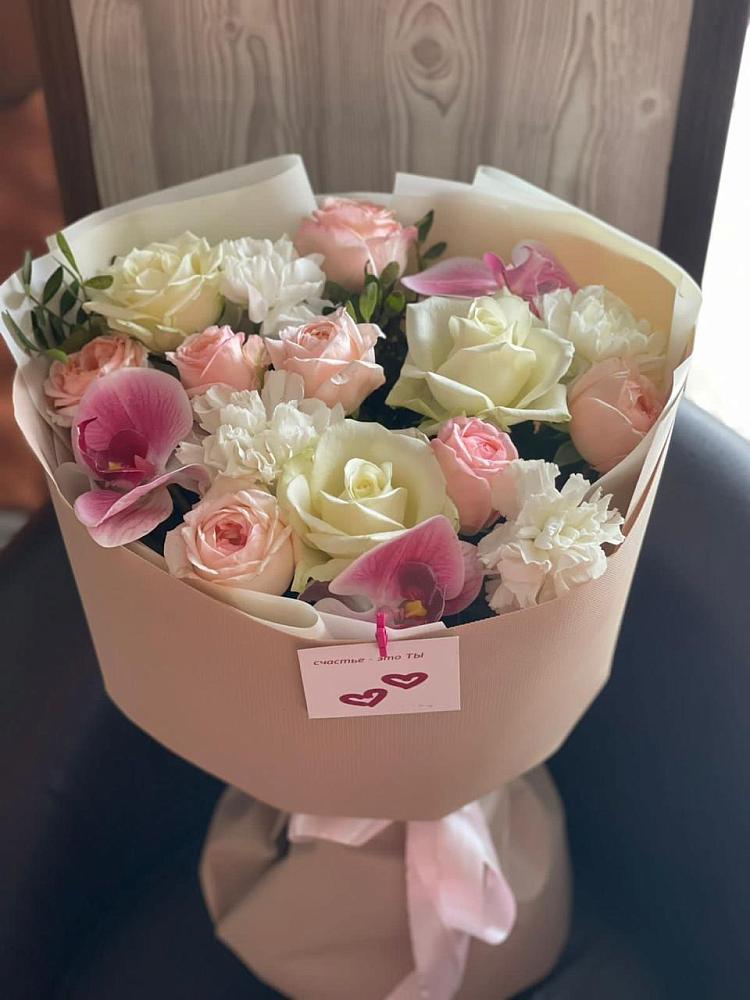 Букет цветов из: Орхидеи, Розы и Гвоздики в Сабурово