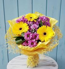 Букет цветов из:  Хризантемы и Герберы #REPLACE_PRED# Сабурово