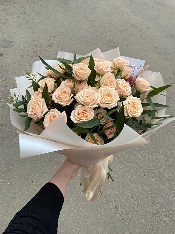 Букет Кремовые розы Латте в Сабурово